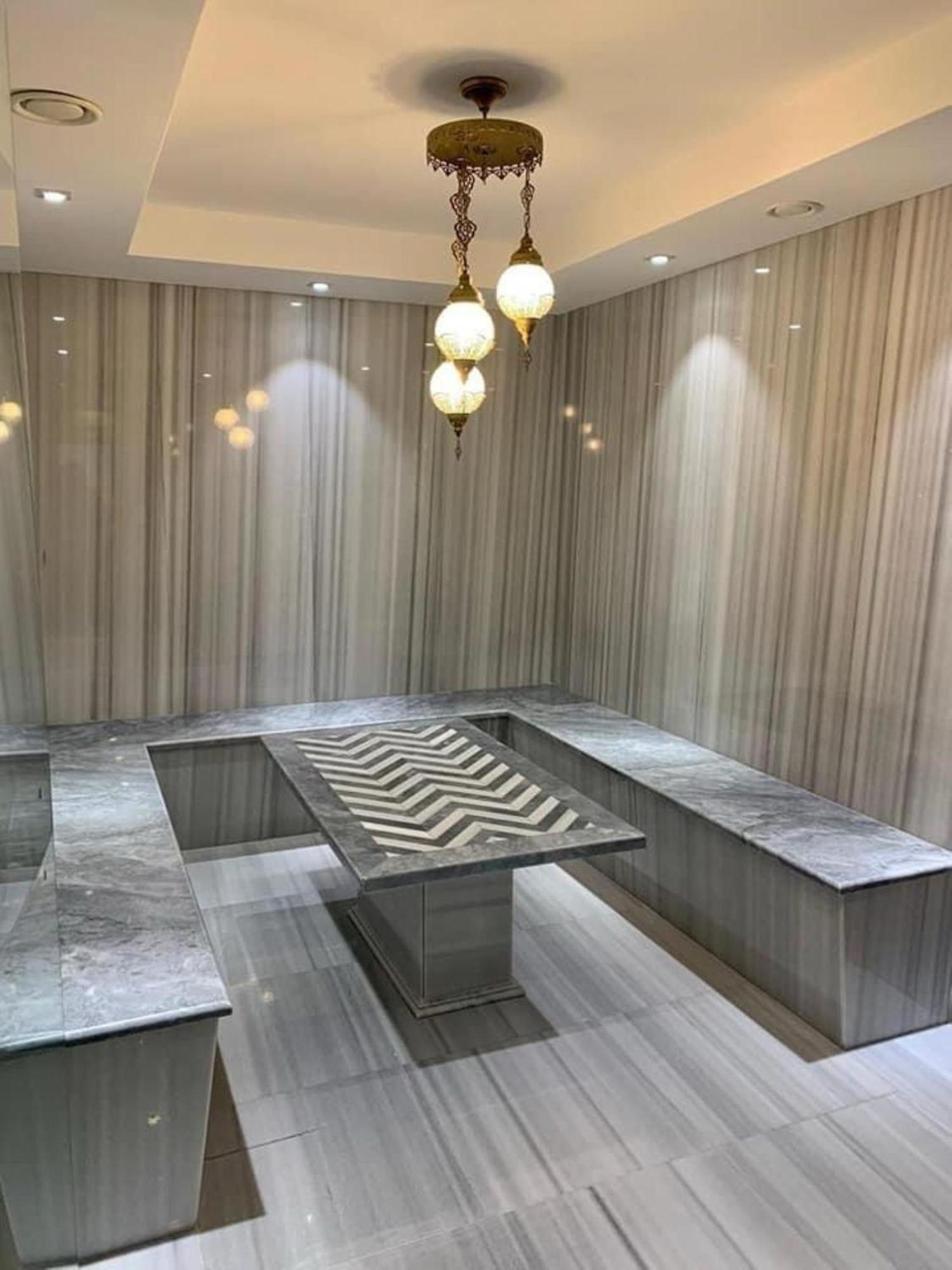 Luxurious Seafront Penthouse Apartman Kerínia Kültér fotó